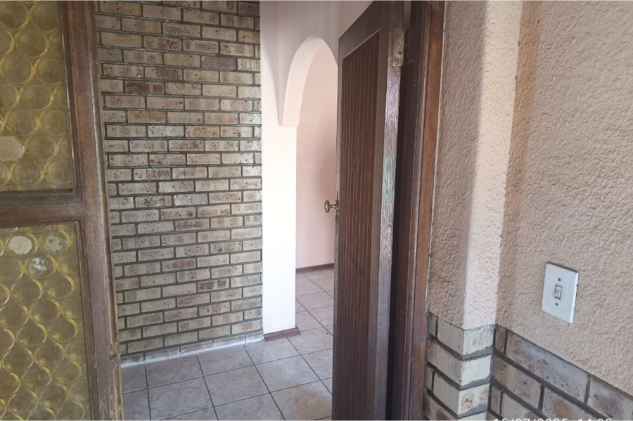 3 Bedroom Property for Sale in Orkney Park North West